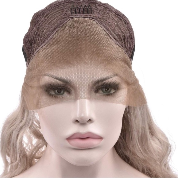?Yoshi 22”  BABY GREY LACE FRONT Wig * NWT*?